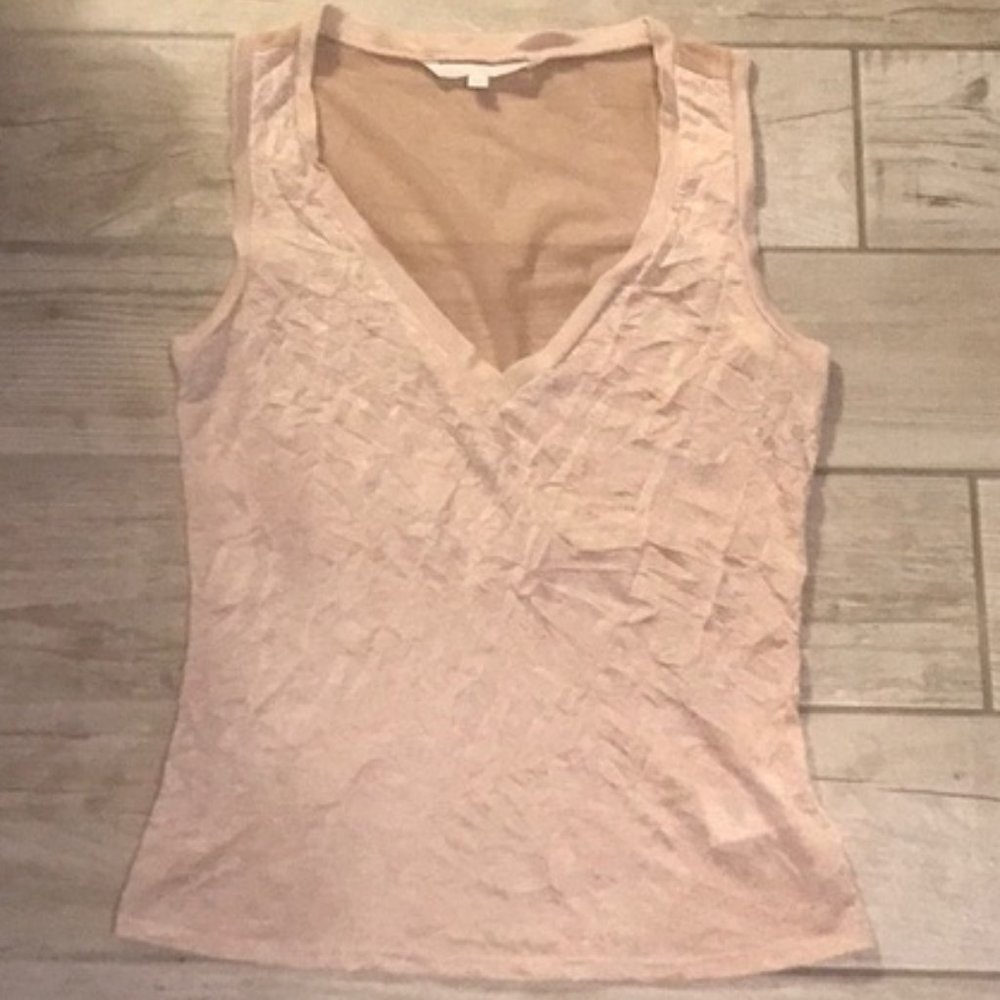 GUESS COLLECTION WRINKLE TEXTURE V NECK TANK TOP